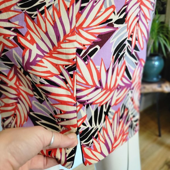 GUESS Claudette Pencil Skirt Red Purple NWT - Picture 7 of 10